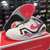Nike Air Tech Challenge