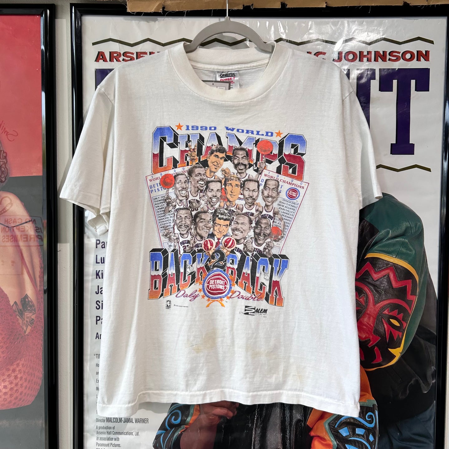 Vintage 1990 World Champs Back to Back Detroit Pistons Team T-shirt