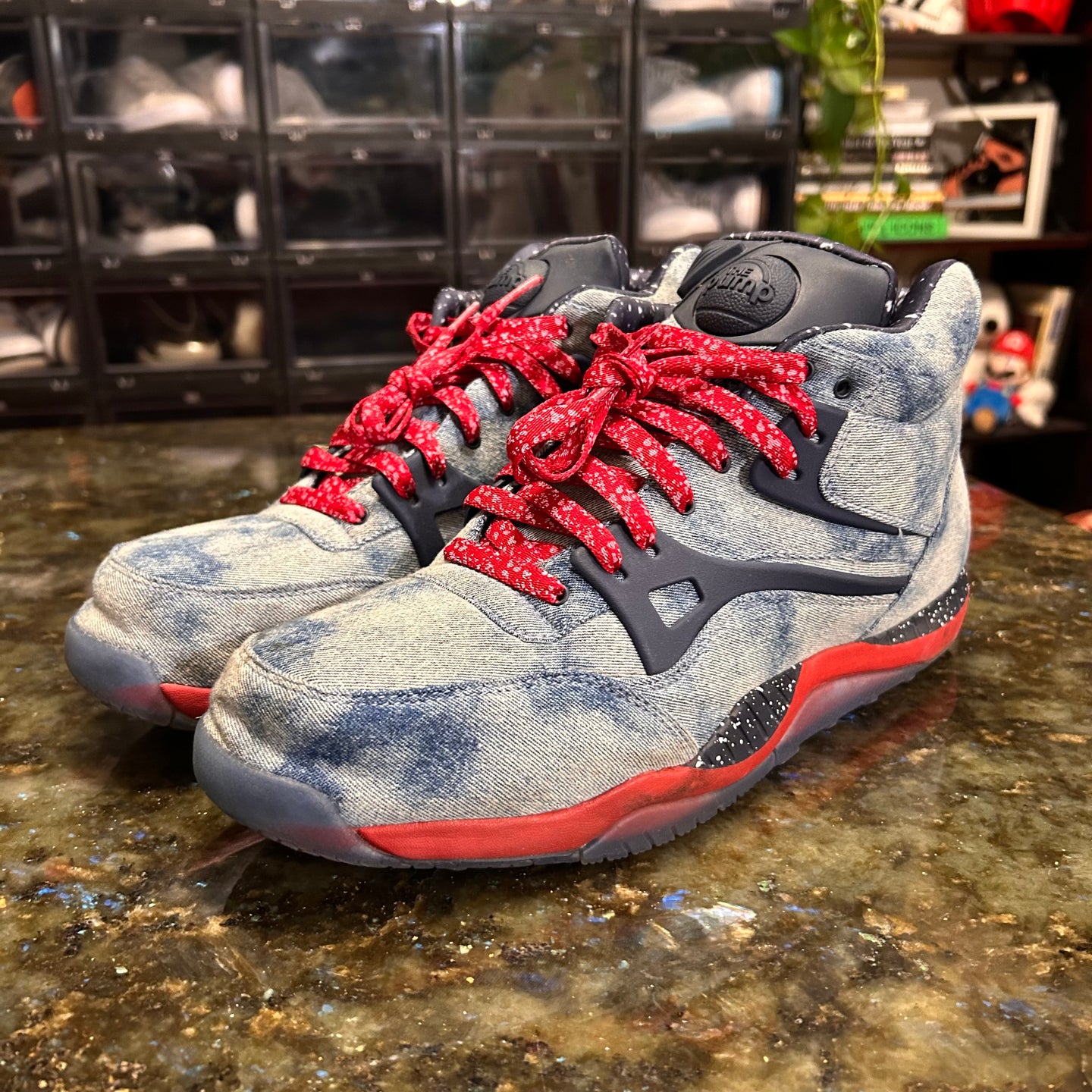 Denim Reebok pumps