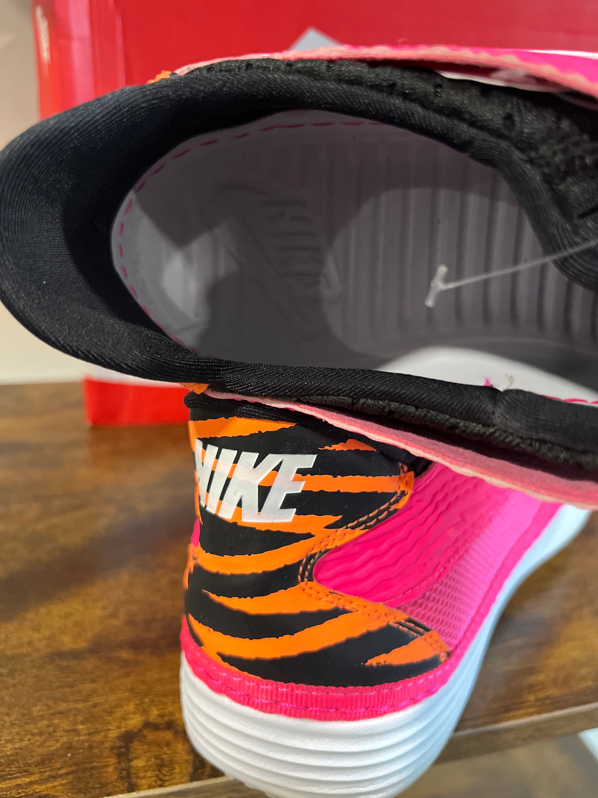 Nike Solarsoft Moccasin Pink