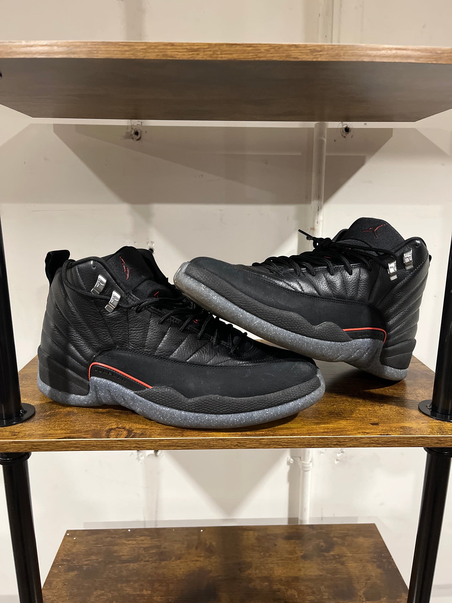 Jordan 12 Retro Utility