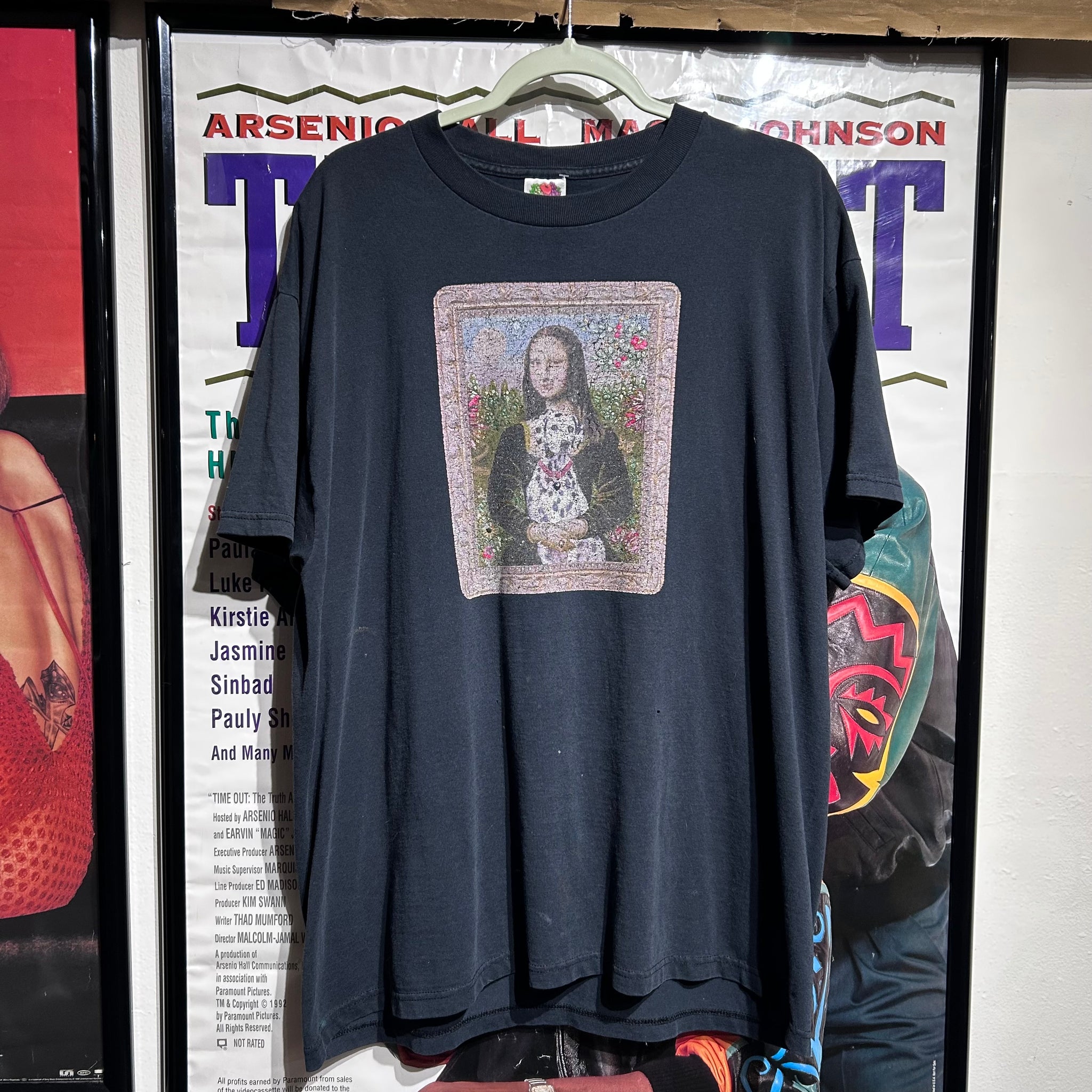 Mina Lisa tee