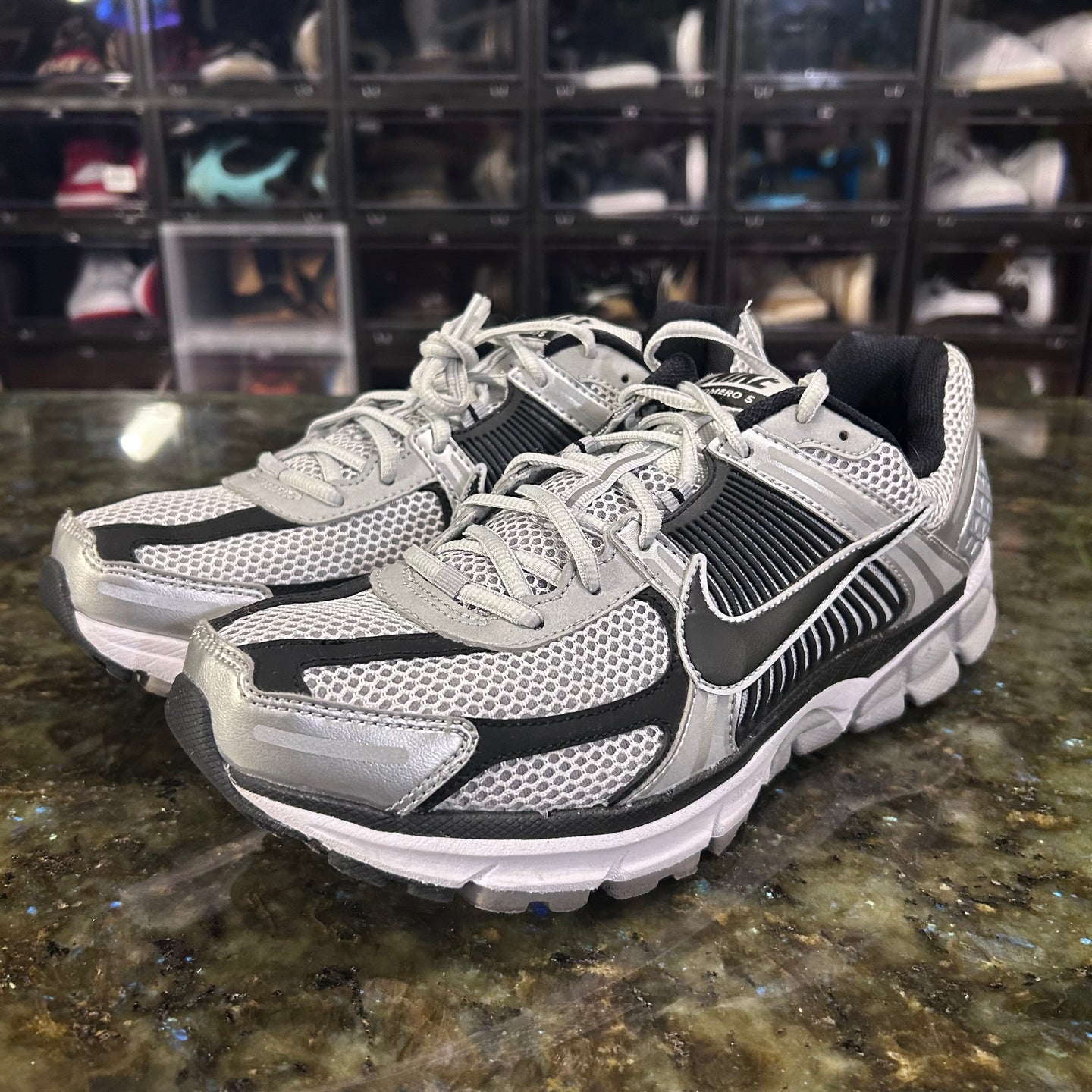 Nike vomero pre owned