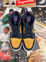 Air Jordan 1 Mid SE "Stain Gold"